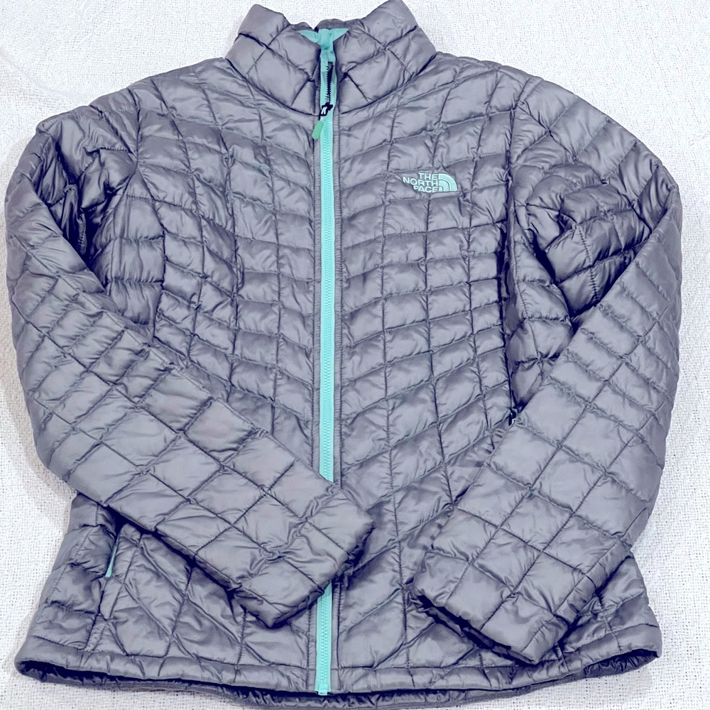 The North Face Ladies Thermoball Trekker Packable Quilted Jacket